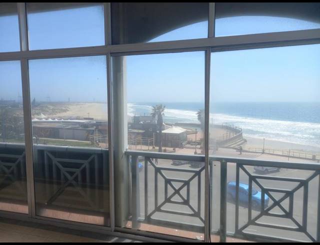 BUSINESS PROPERTY TO RENT IN HUMEWOOD